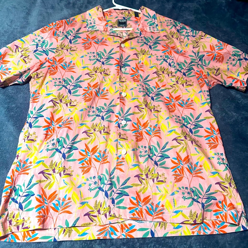 Todd Snyder Salmon/Pink Flower Shirt Hawaii Style medium